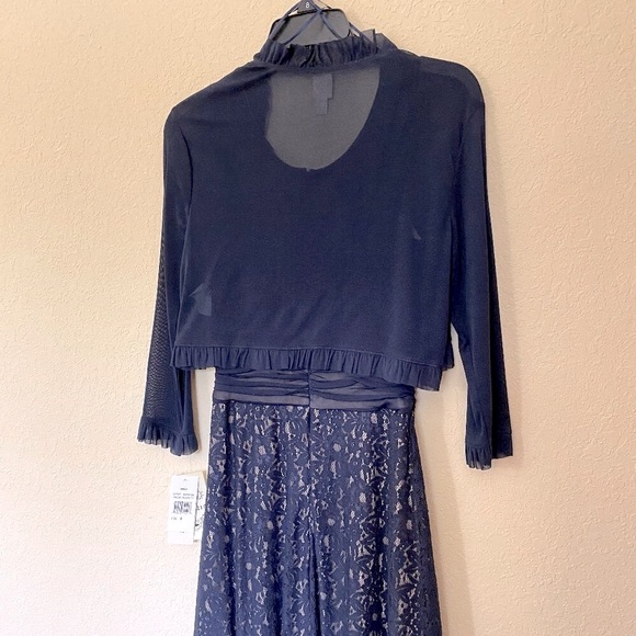 Sangria 2pc Womens Navy Blue Lace Fit and Flare Dress size 8. - Picture 9 of 12